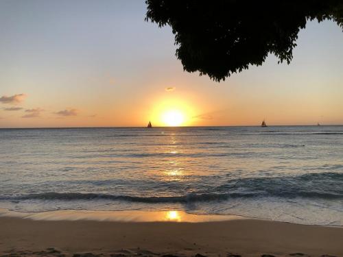 Sonnenuntergang Waikiki Beach