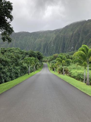 "Wave mountains" Oahu