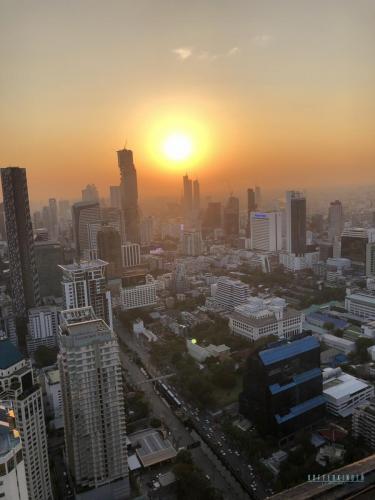 Sonnenuntergang Banyan Tree Hotel Vertigo Bar